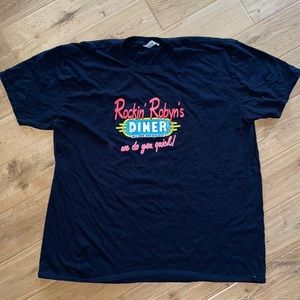 Rockin Robyn’s diner tee